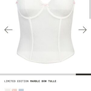 SKIMS White Shapewear Corset Intimates